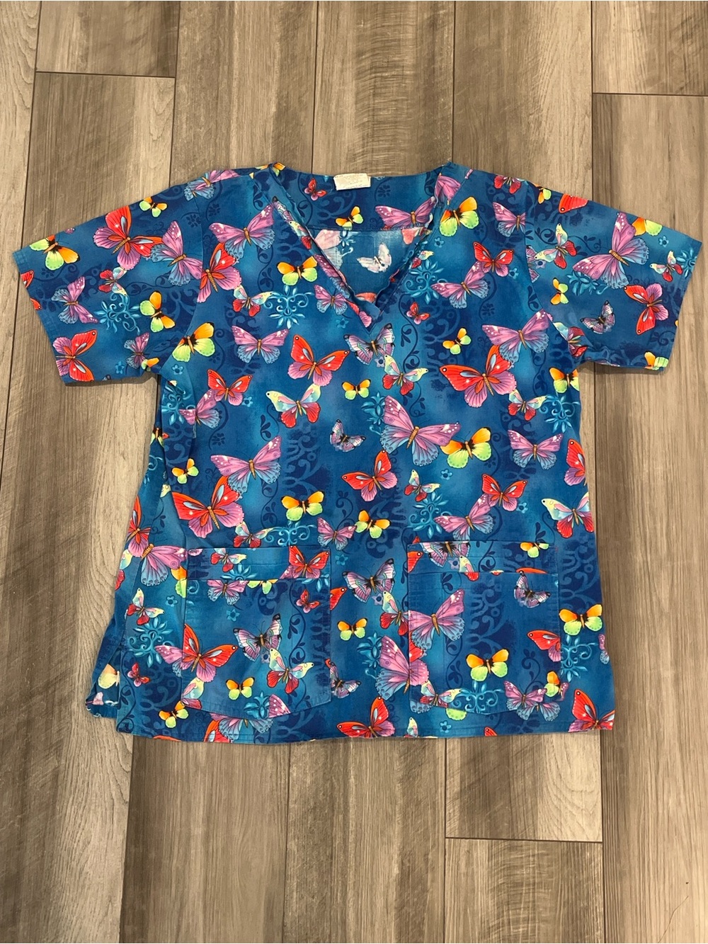 Butterfly Print Short Sleeve Scrub Top - Blue